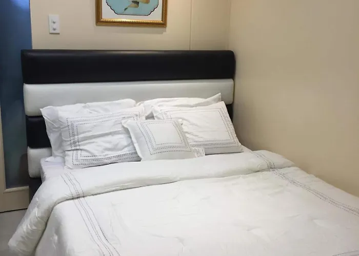 Deluxe Apartment-moa